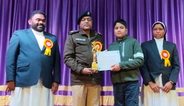 क्राइस्ट अकादमी के वार्षिकोत्सव का रंगारंग आगाज