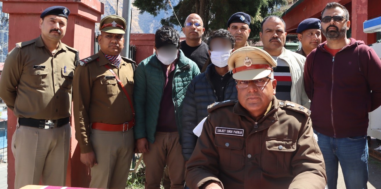 फर्जी हाॅलमार्क से ठगी के दो आरोपी गिरफ्तार
