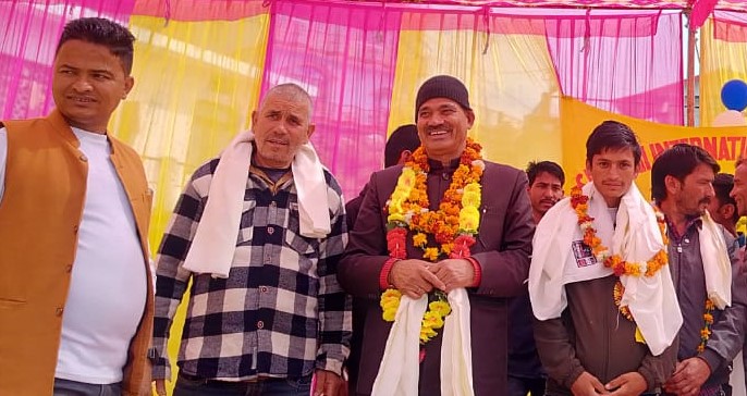 शिवांगी पब्लिक स्कूल के वार्षिकोत्सव में उत्कृष्ट कार्य करने वाले सम्मानित