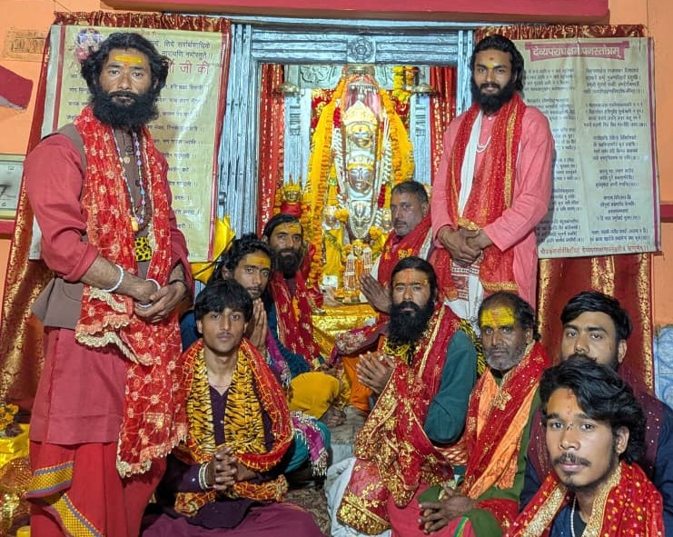 खल्ला गांव में सती शिरोमणि माता अनसूया तथा ज्वाला देवी की अश्रुपूर्ण विदाई