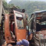 नंदप्रयाग के पास बस और ट्रक की भिड़ंत, चार घायल