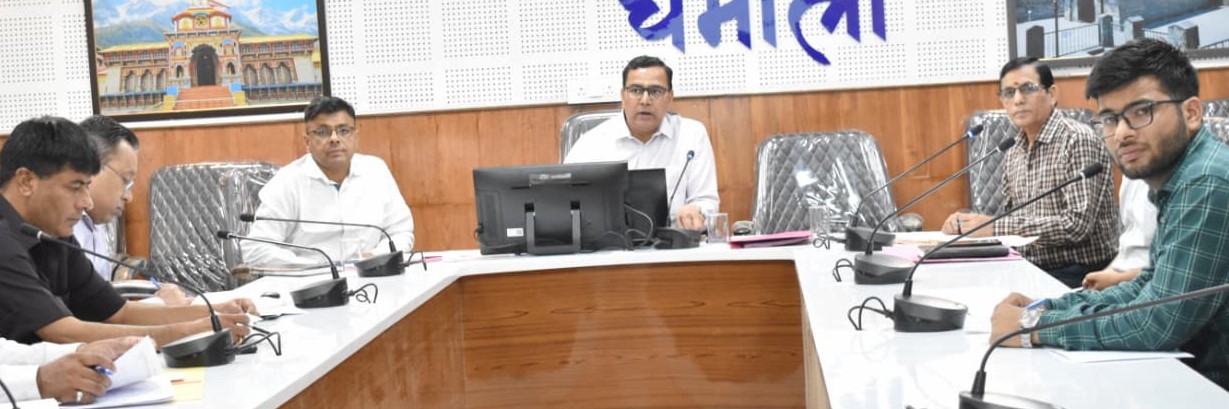 मुख्यमंत्री घोषणाओं पर सीडीओ सख्त, परियोजनाओं में तेजी लाने के निर्देश
