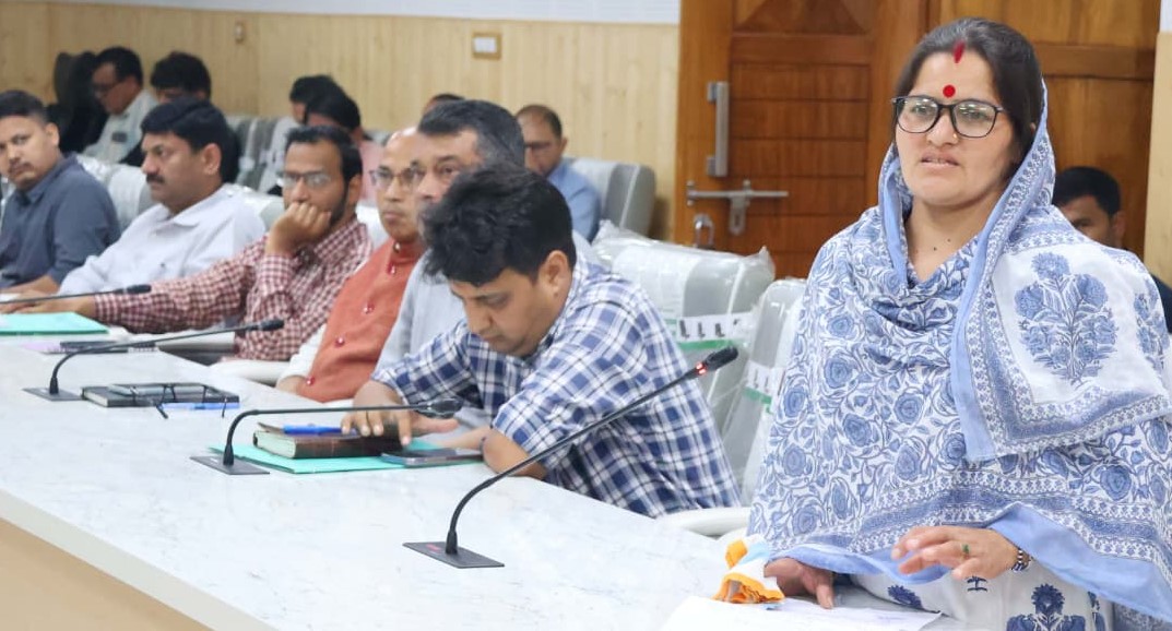समस्याओं का समयबद्ध निस्तारण और होगा स्थाई समाधानःडीएम
