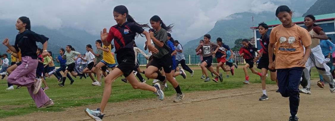 खेल विभाग ने सेवा पखवाडा पर आयोजित की क्राॅस कंट्री दौड़