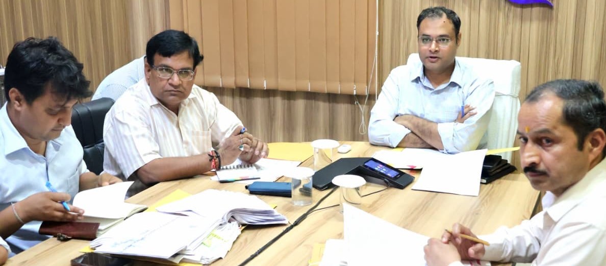 बोले डीएम हेमकुंड रोपवे का फील्ड सर्वे सितम्बर तक