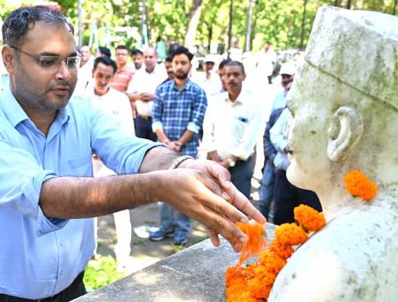 भारत रत्न पं. गोविंद बल्लभ पंत को दी भावपूर्ण श्रद्धांजलि