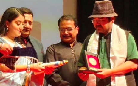 पेड़ वाले गुरूजी धन सिंह घरिया को मिला सैर सलीका पुरस्कार