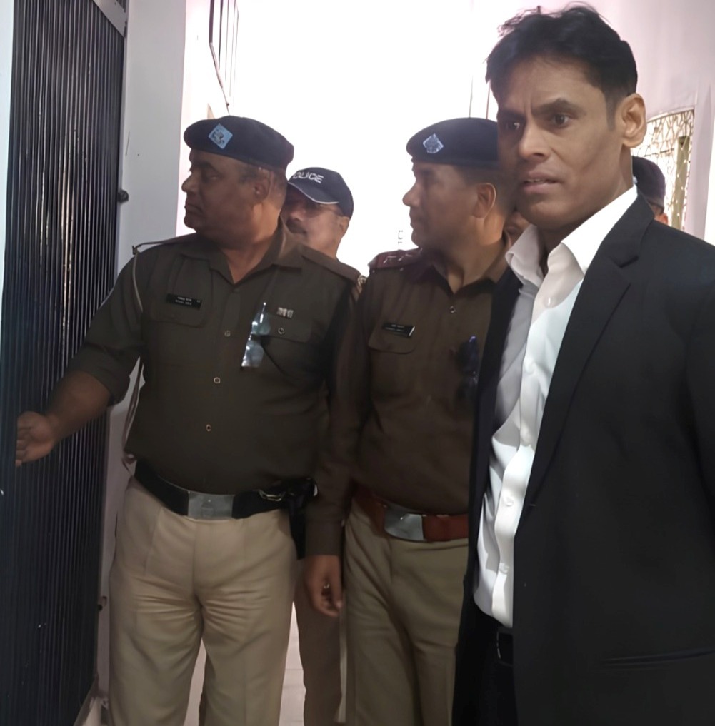 एडीजी ने गैरसैंण में थाना और फायर यूनिट भवनों का लिया जायजा